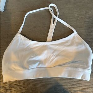 White lulu lemon sports bra